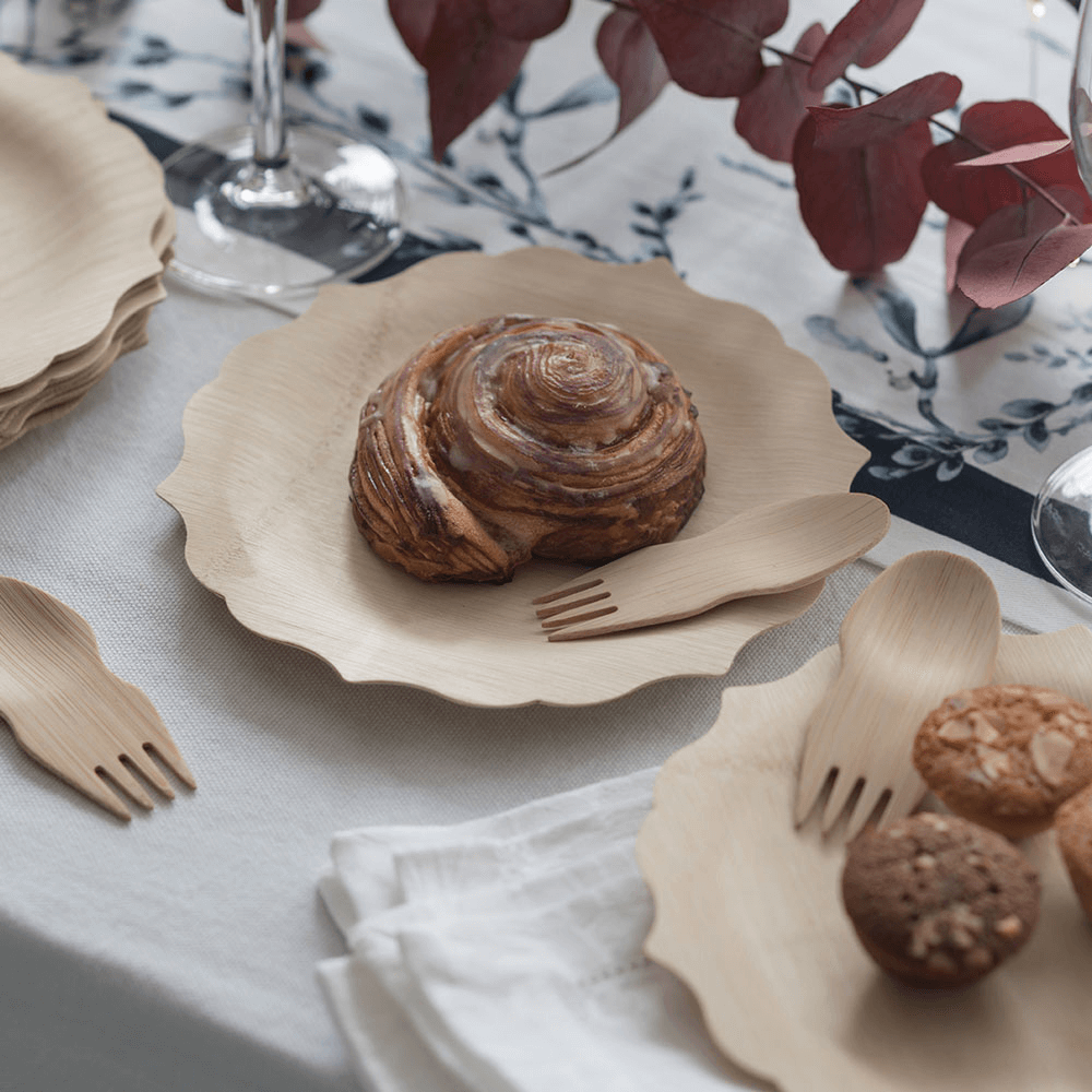 Veneerware® Bamboo Sporks and pastries